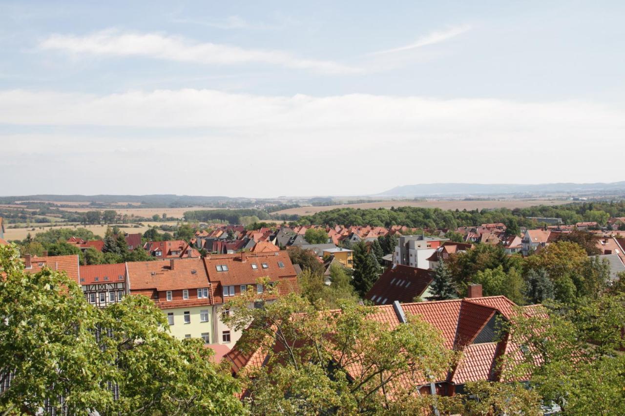 Apartment Am Kunsthaus Nordhausen Esterno foto